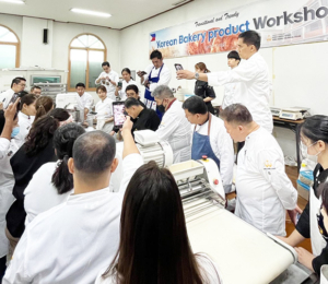 More than a dozen wheat foods popular with consumers in South Korea were introduced to Filipino bakers and millers at USW's Korea Bakery Workshop last summer.